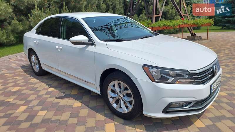 Volkswagen Passat 2016