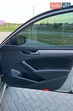 Седан Volkswagen Passat 2013 в 
