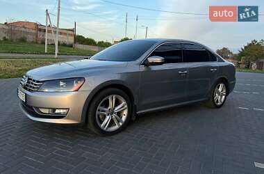 Седан Volkswagen Passat 2013 в 