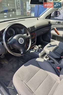 Седан Volkswagen Passat 2005 в 
