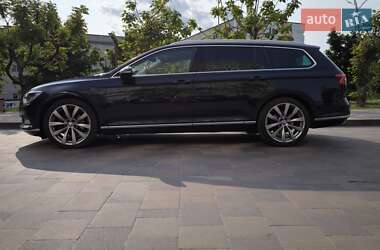 Універсал Volkswagen Passat 2015 в 