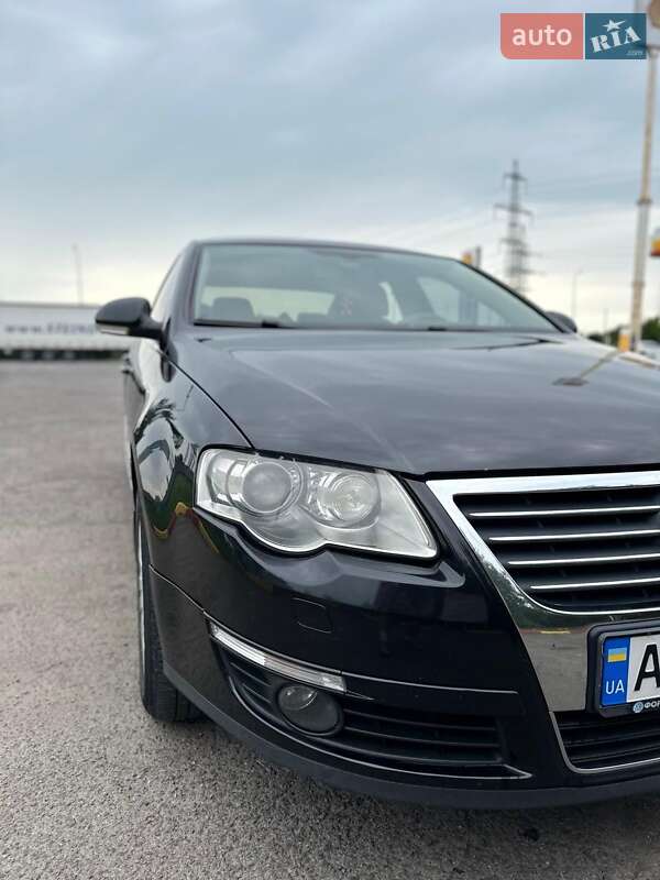 Седан Volkswagen Passat 2007 в Мукачевому