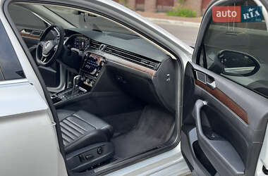 Седан Volkswagen Passat 2018 в 