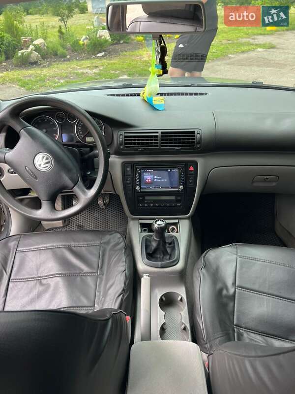 Универсал Volkswagen Passat 2003 в Павлограде