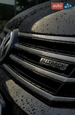 Универсал Volkswagen Passat 2012 в 