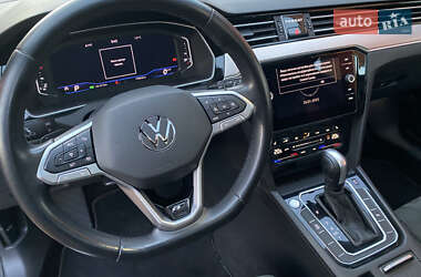 Универсал Volkswagen Passat 2021 в 
