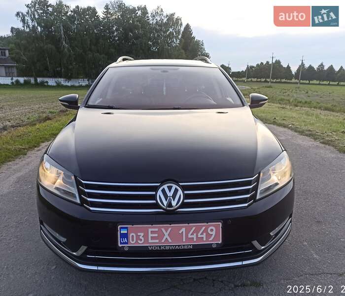 Універсал Volkswagen Passat 2010 в Рівному