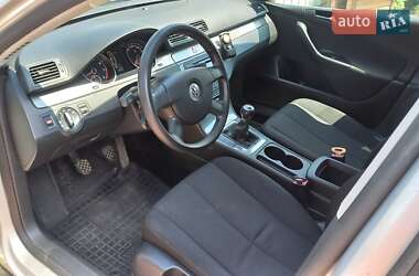 Універсал Volkswagen Passat 2010 в 