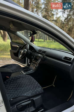 Універсал Volkswagen Passat 2013 в 