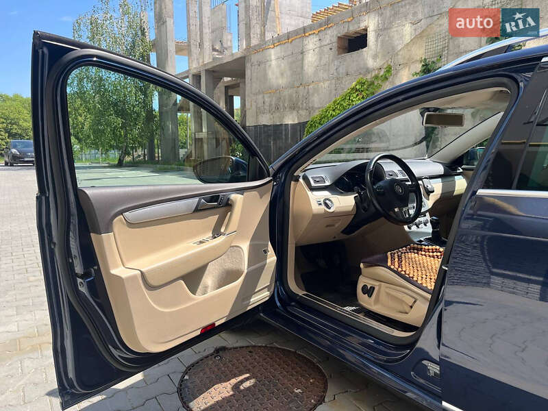 Универсал Volkswagen Passat 2014 в Хмельницком