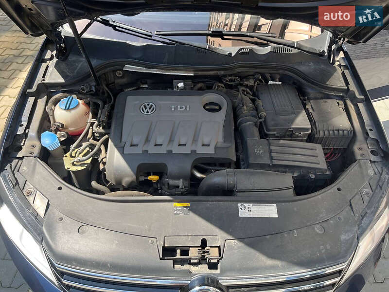 Универсал Volkswagen Passat 2014 в Хмельницком