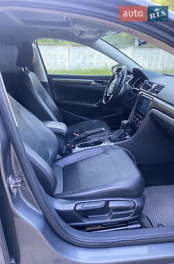 Седан Volkswagen Passat 2017 в 