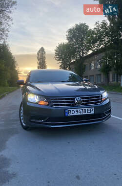 Седан Volkswagen Passat 2017 в 