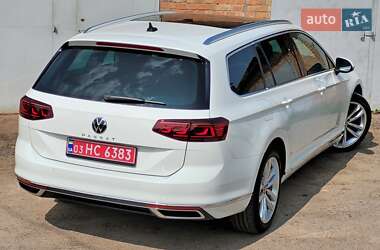 Универсал Volkswagen Passat 2021 в 