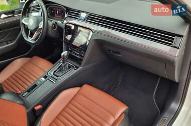 Универсал Volkswagen Passat 2021 в 