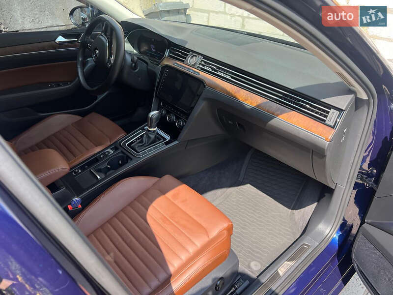 Седан Volkswagen Passat 2018 в Одессе фото 6 Седан Volkswagen Passat 2018 в Одессе