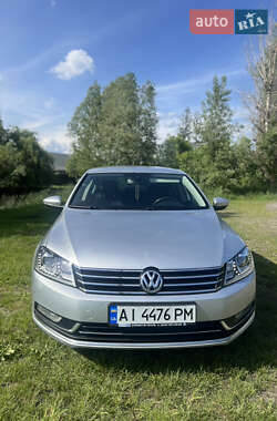 Седан Volkswagen Passat 2011 в Василькове