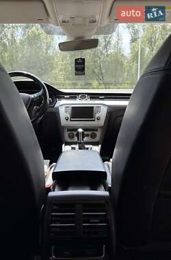 Седан Volkswagen Passat 2015 в 