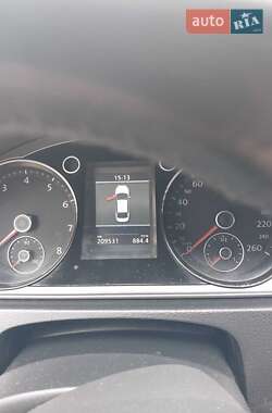 Седан Volkswagen Passat 2012 в Рахове