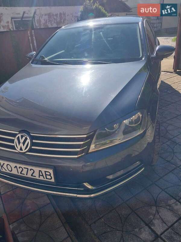 Volkswagen Passat 2012
