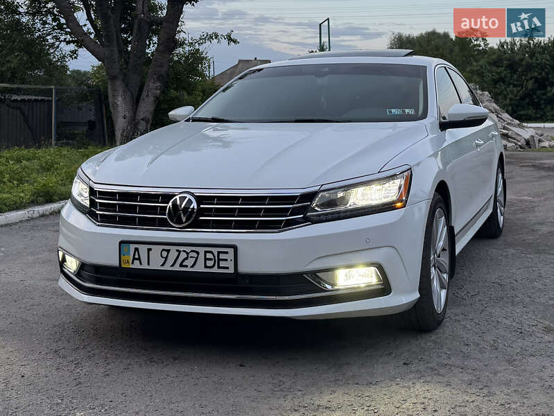Седан Volkswagen Passat 2016 в 