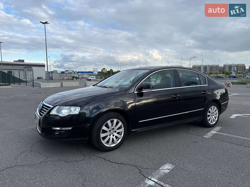 Седан Volkswagen Passat 2009 в Киеве