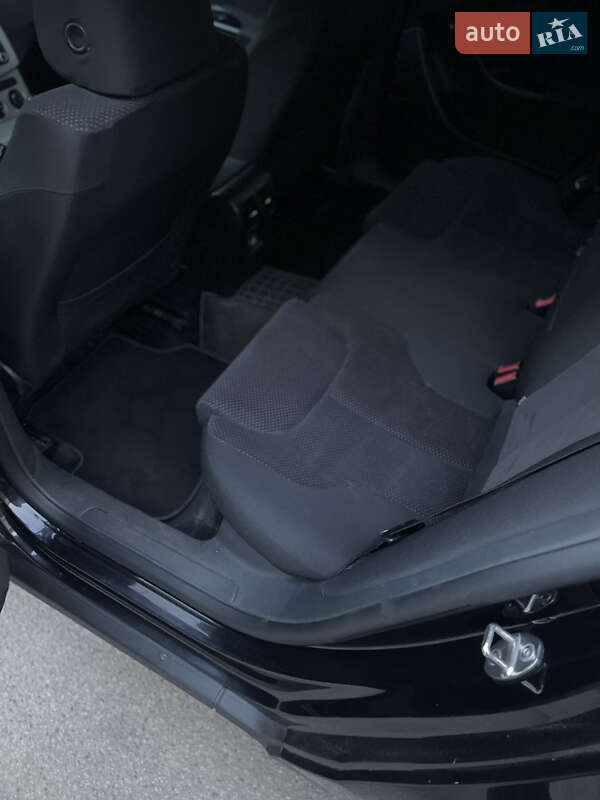 Седан Volkswagen Passat 2009 в Киеве
