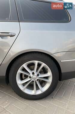 Універсал Volkswagen Passat 2008 в 