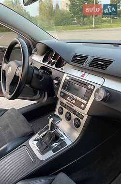 Універсал Volkswagen Passat 2008 в 