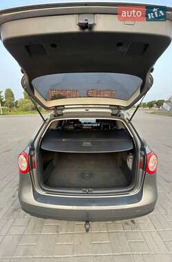 Універсал Volkswagen Passat 2008 в 