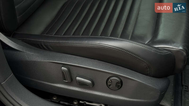 Універсал Volkswagen Passat 2015 в Ірпені