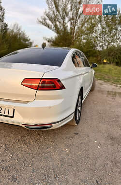 Седан Volkswagen Passat 2018 в 