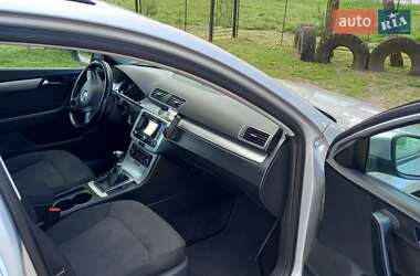 Універсал Volkswagen Passat 2011 в 