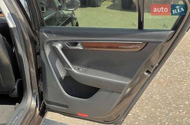 Седан Volkswagen Passat 2013 в 