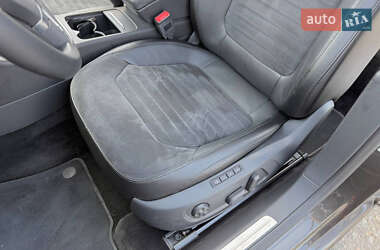 Седан Volkswagen Passat 2013 в 