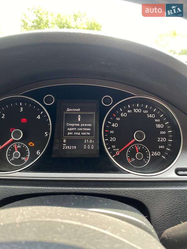 Седан Volkswagen Passat 2014 в Ватутино