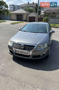 Седан Volkswagen Passat 2005 в Черкасах