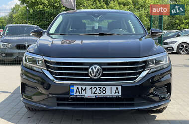 Седан Volkswagen Passat 2021 в 