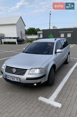 Универсал Volkswagen Passat 2003 в Одессе