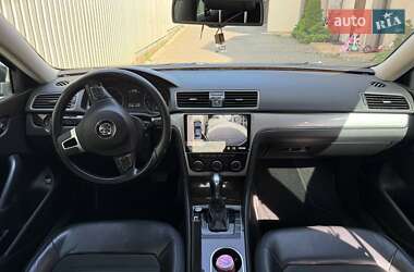 Седан Volkswagen Passat 2014 в 