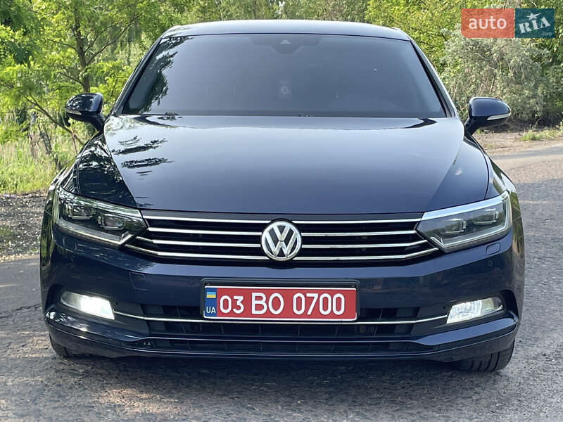 Седан Volkswagen Passat 2015 в Рожище