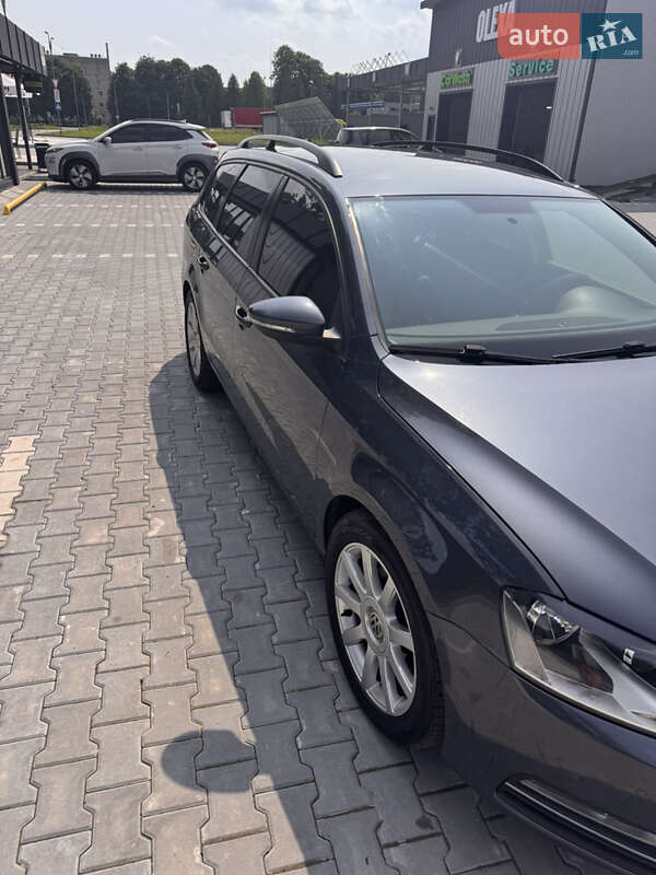 Універсал Volkswagen Passat 2012 в Володимирі фото 3 Універсал Volkswagen Passat 2012 в Володимирі