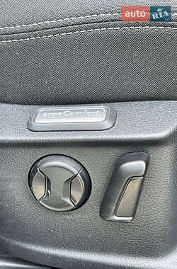 Седан Volkswagen Passat 2015 в 