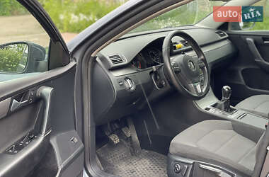 Универсал Volkswagen Passat 2013 в 