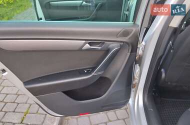 Універсал Volkswagen Passat 2011 в 