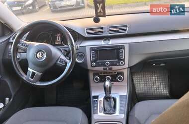 Універсал Volkswagen Passat 2011 в 
