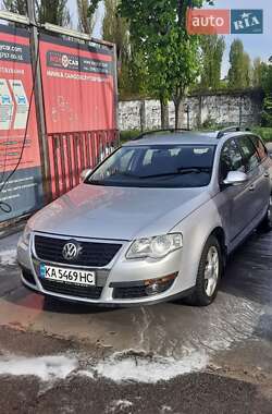Універсал Volkswagen Passat 2008 в Києві