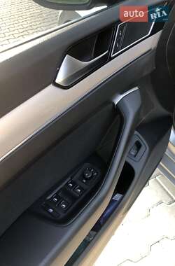 Універсал Volkswagen Passat 2015 в 