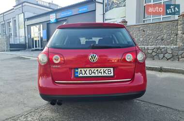Универсал Volkswagen Passat 2010 в 