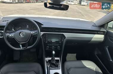 Седан Volkswagen Passat 2019 в 